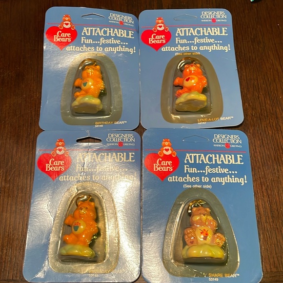 Care Bears attachable fun ❤️❤️❤️festive attached to anything! (1985). - Picture 1 of 8